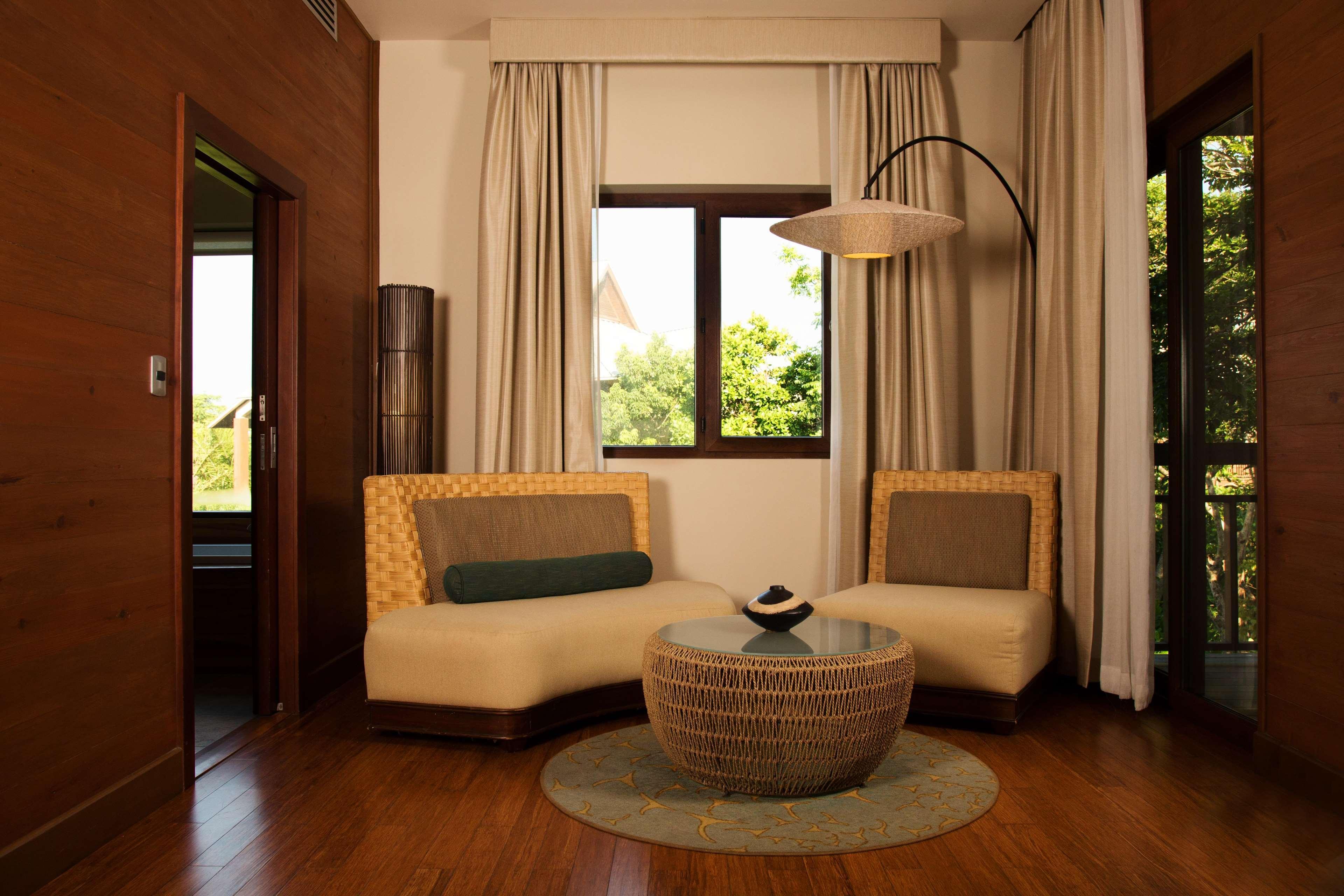 Indura Beach & Golf Resort Curio Collection By Hilton Tela Exterior photo