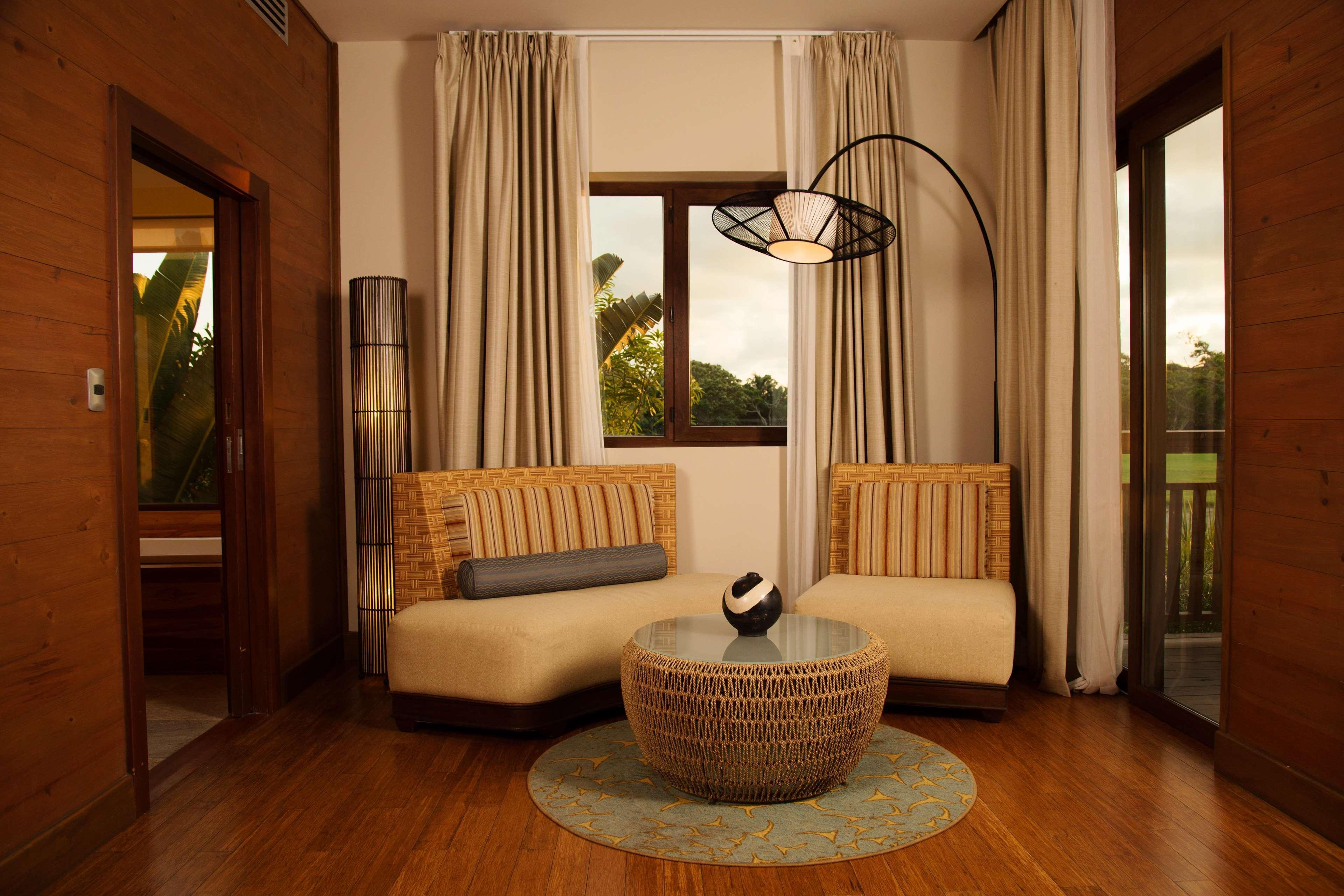 Indura Beach & Golf Resort Curio Collection By Hilton Tela Exterior photo