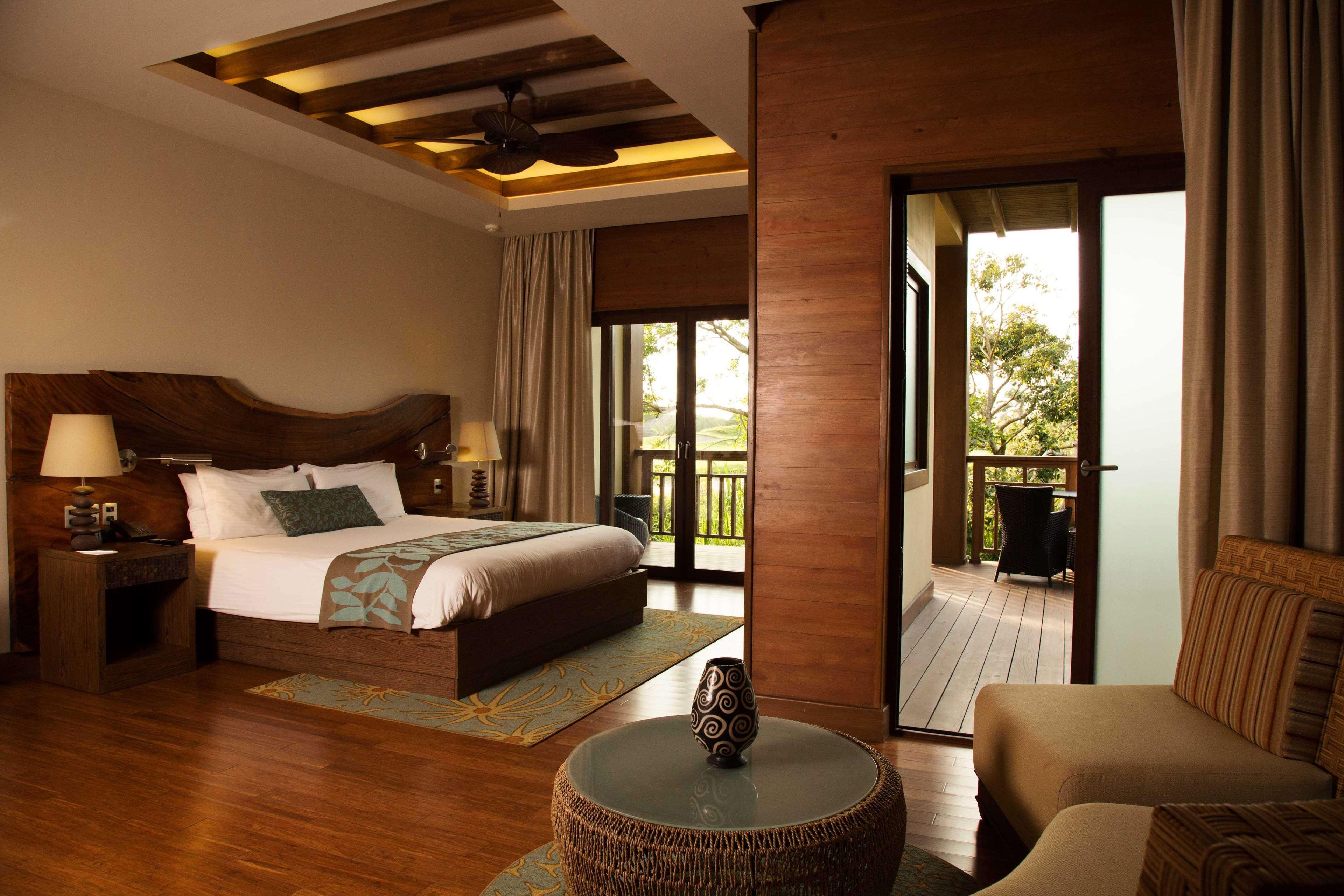 Indura Beach & Golf Resort Curio Collection By Hilton Tela Exterior photo