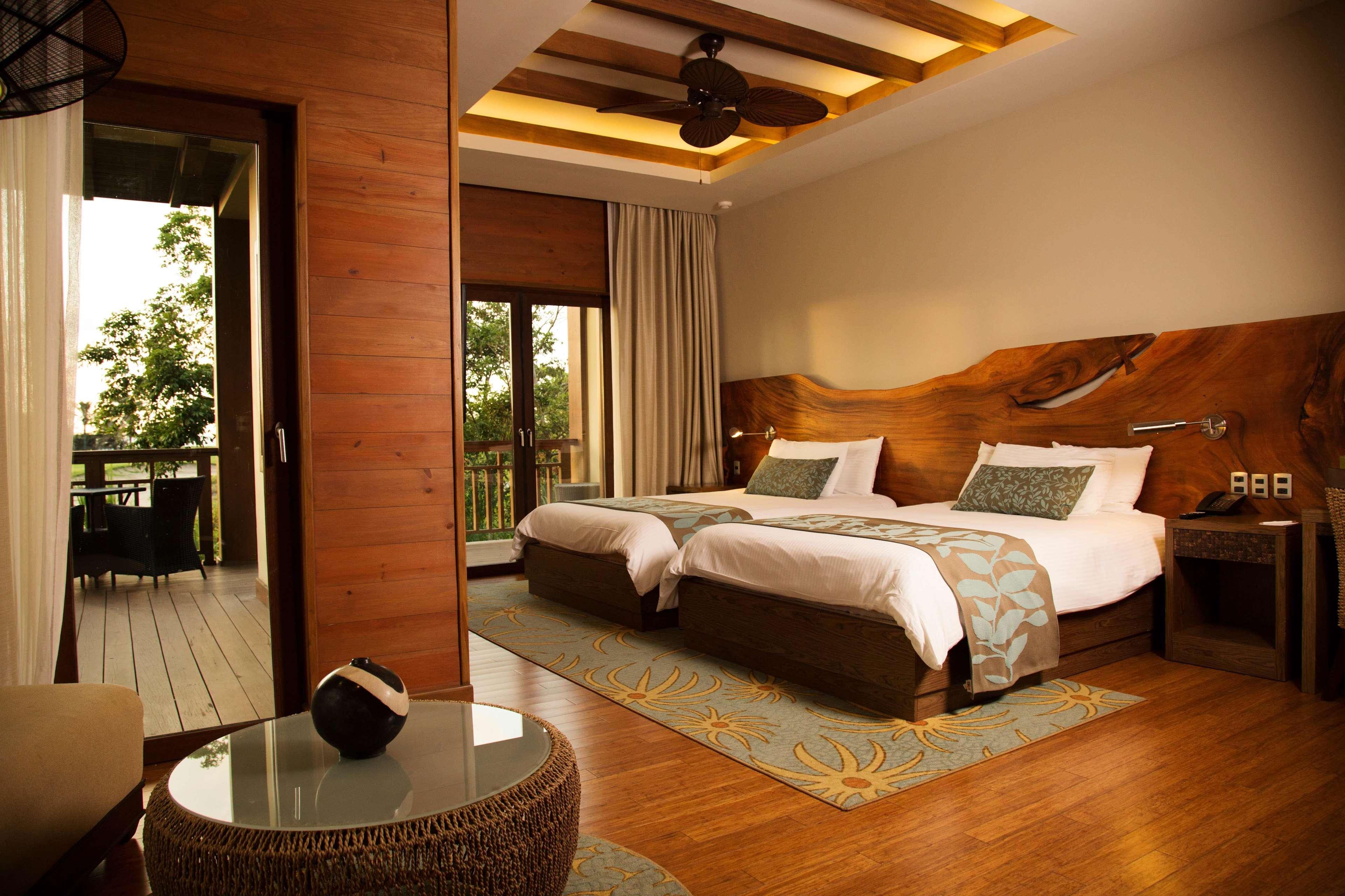Indura Beach & Golf Resort Curio Collection By Hilton Tela Exterior photo