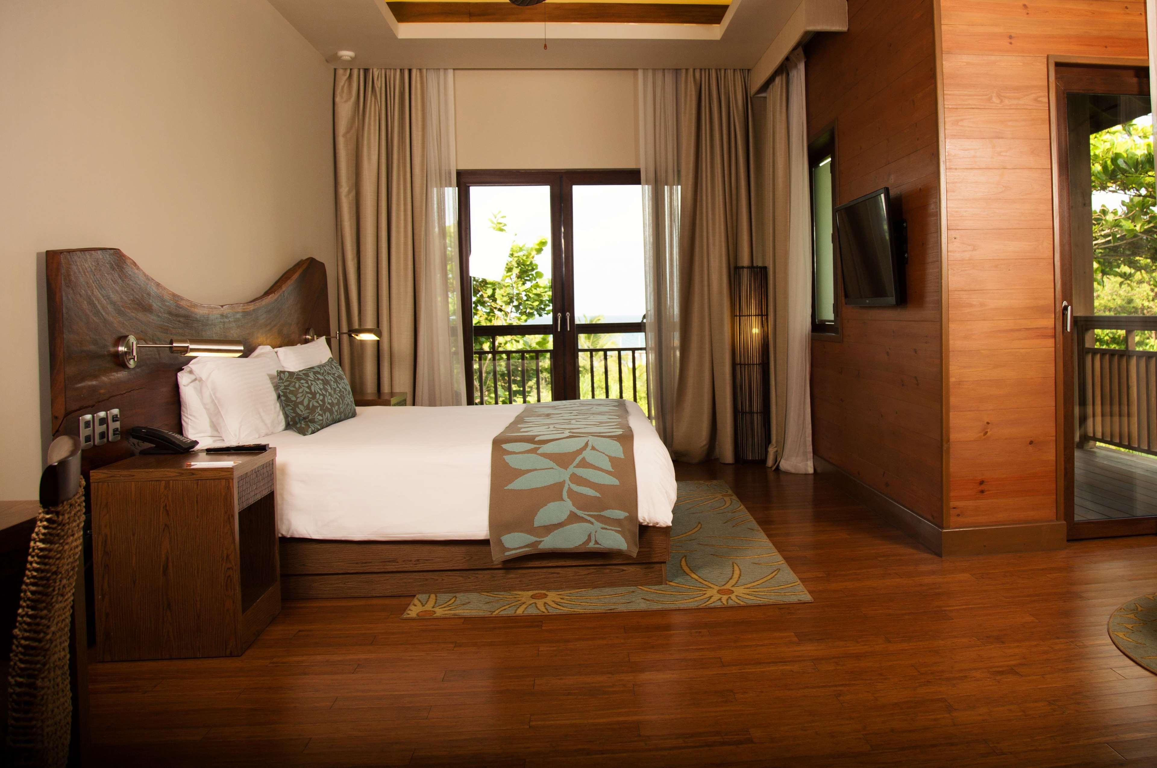 Indura Beach & Golf Resort Curio Collection By Hilton Tela Exterior photo